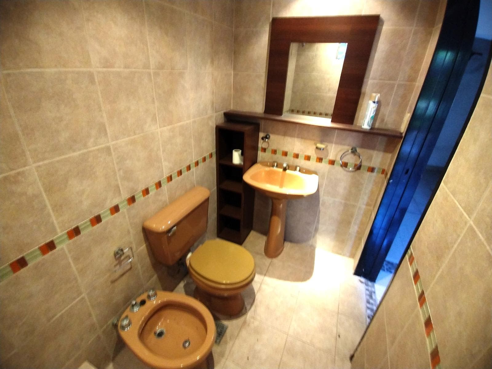 HOUSE FOR SALE: Needs Renovation, Large Lot in Berazategui