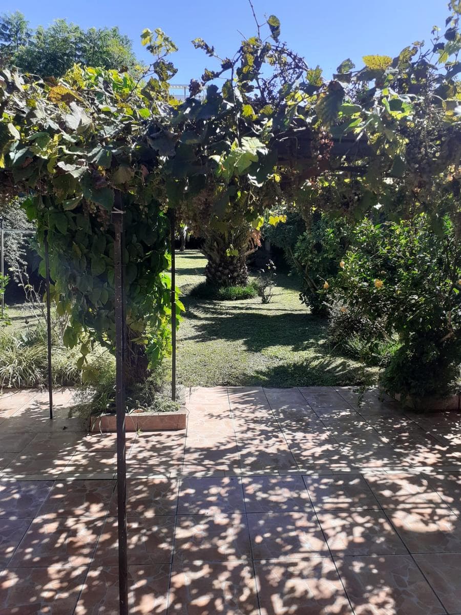 HOUSE FOR SALE: Needs Renovation, Large Lot in Berazategui