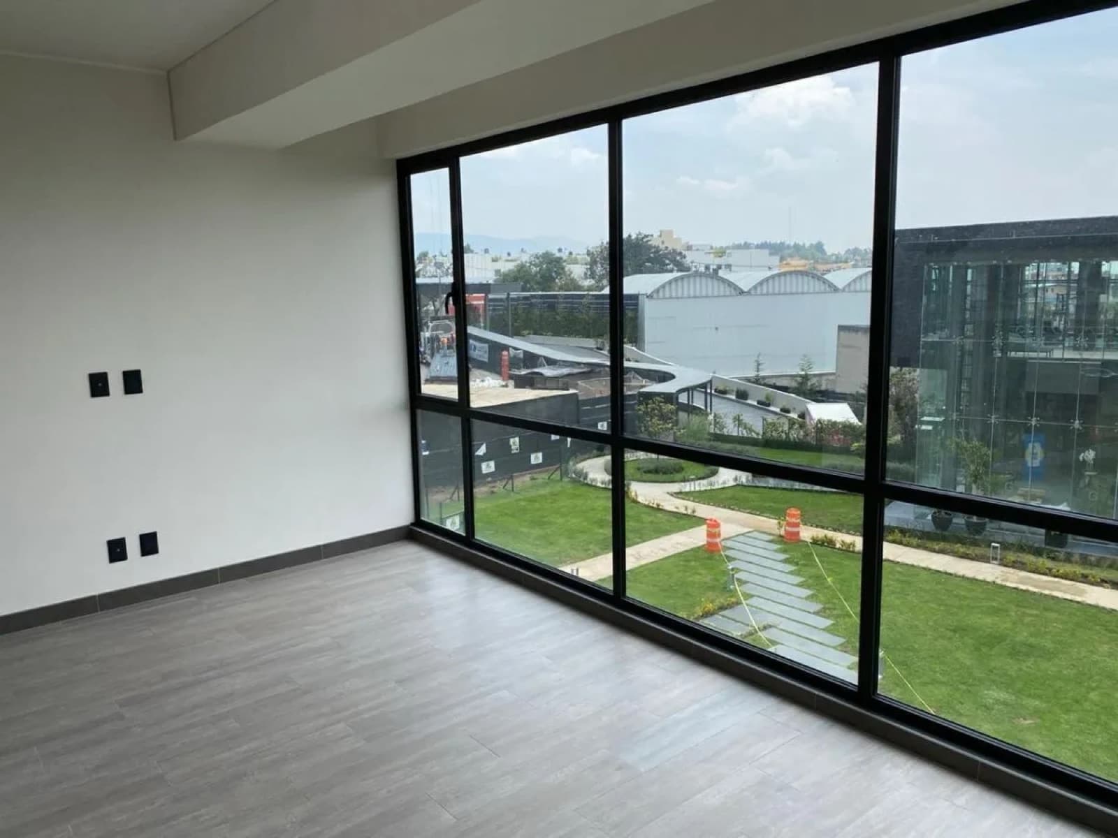 Contadero Be Grand Apartment for Sale: 3 bedrooms, storage room, family room, amenities, security