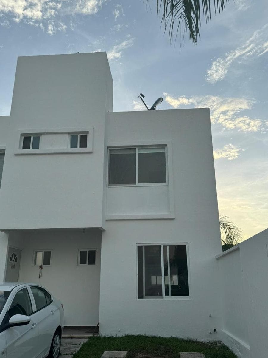 House for Rent, 2 Bedrooms, FURNISHED, Cuyagua Residential Complex, Polígono Sur, Cancún.