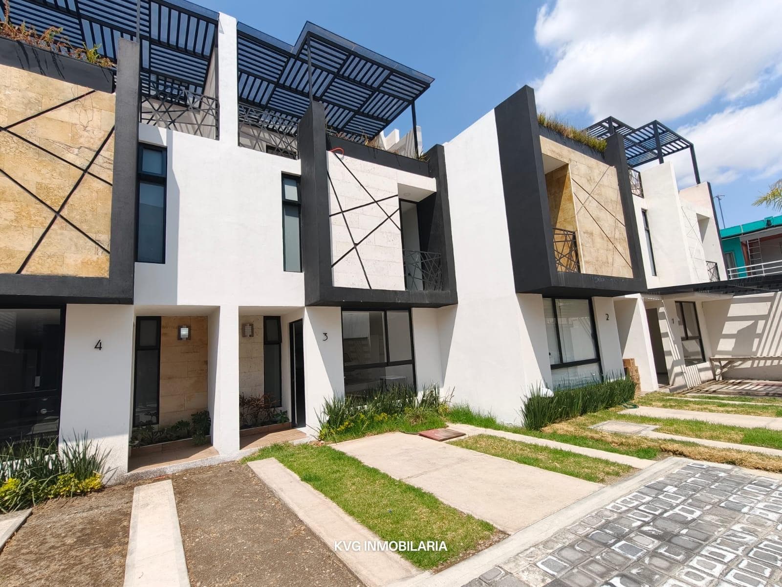 House for Sale in Valdore, Cuautlancingo, Puebla