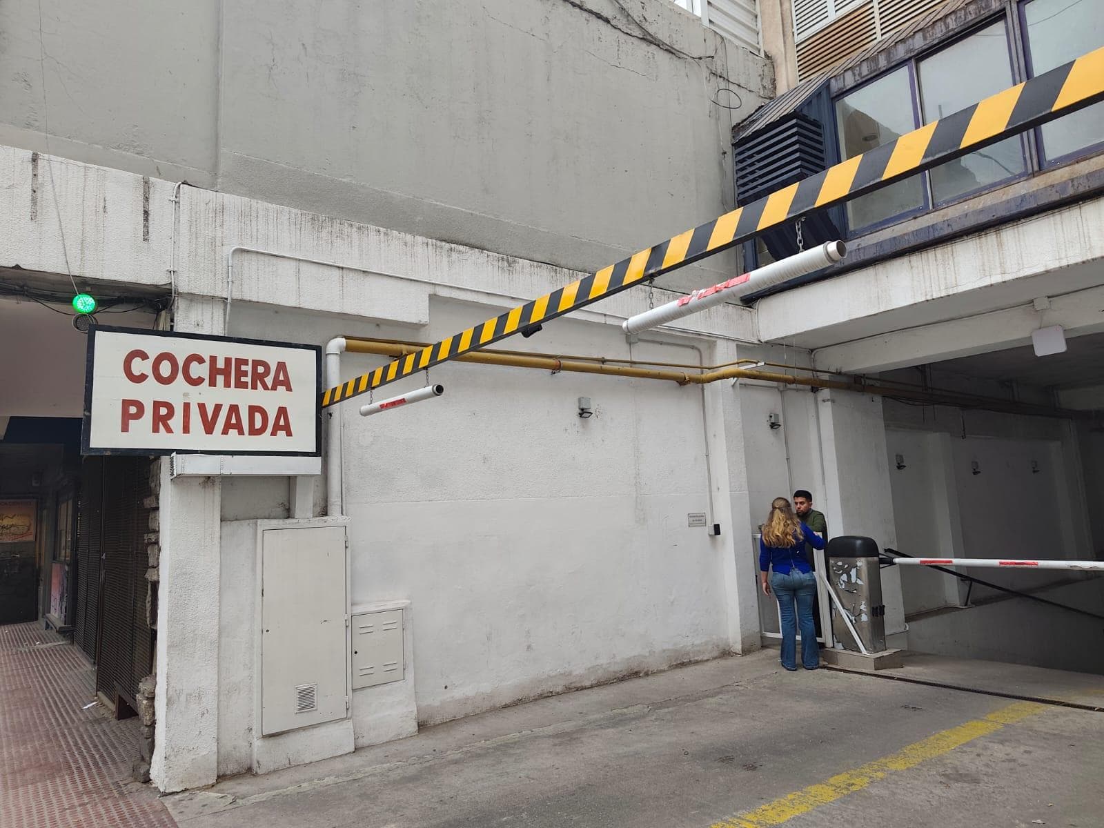 Garage for Sale in Downtown Córdoba