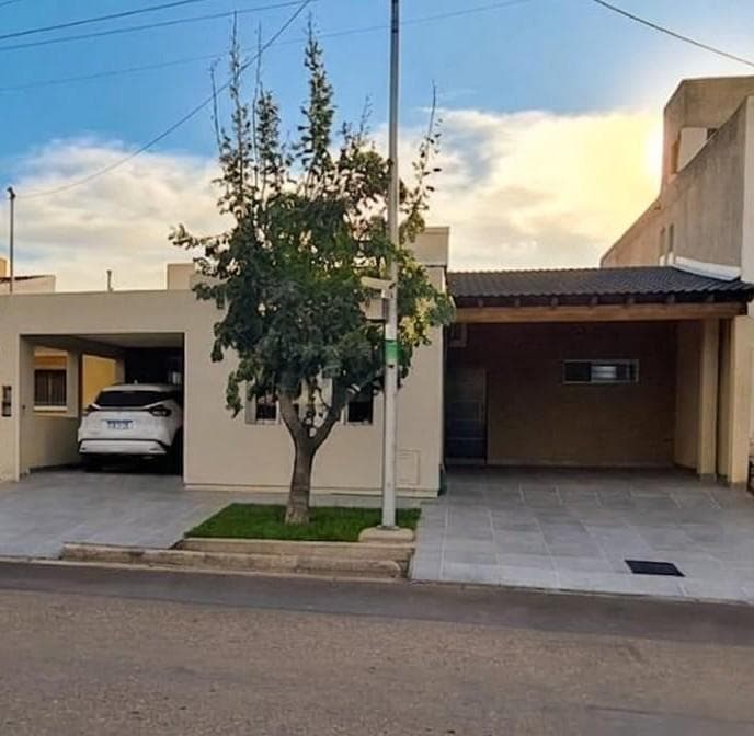 House in the Vista Olivo Gated Community—Eligible for Financing