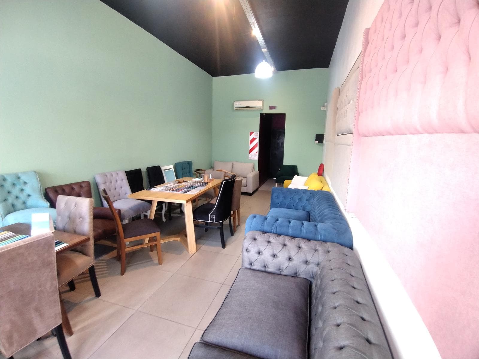 COMMERCIAL PROPERTY FOR SALE OR RENT in Villa Dominico, 4600 Belgrano Ave.