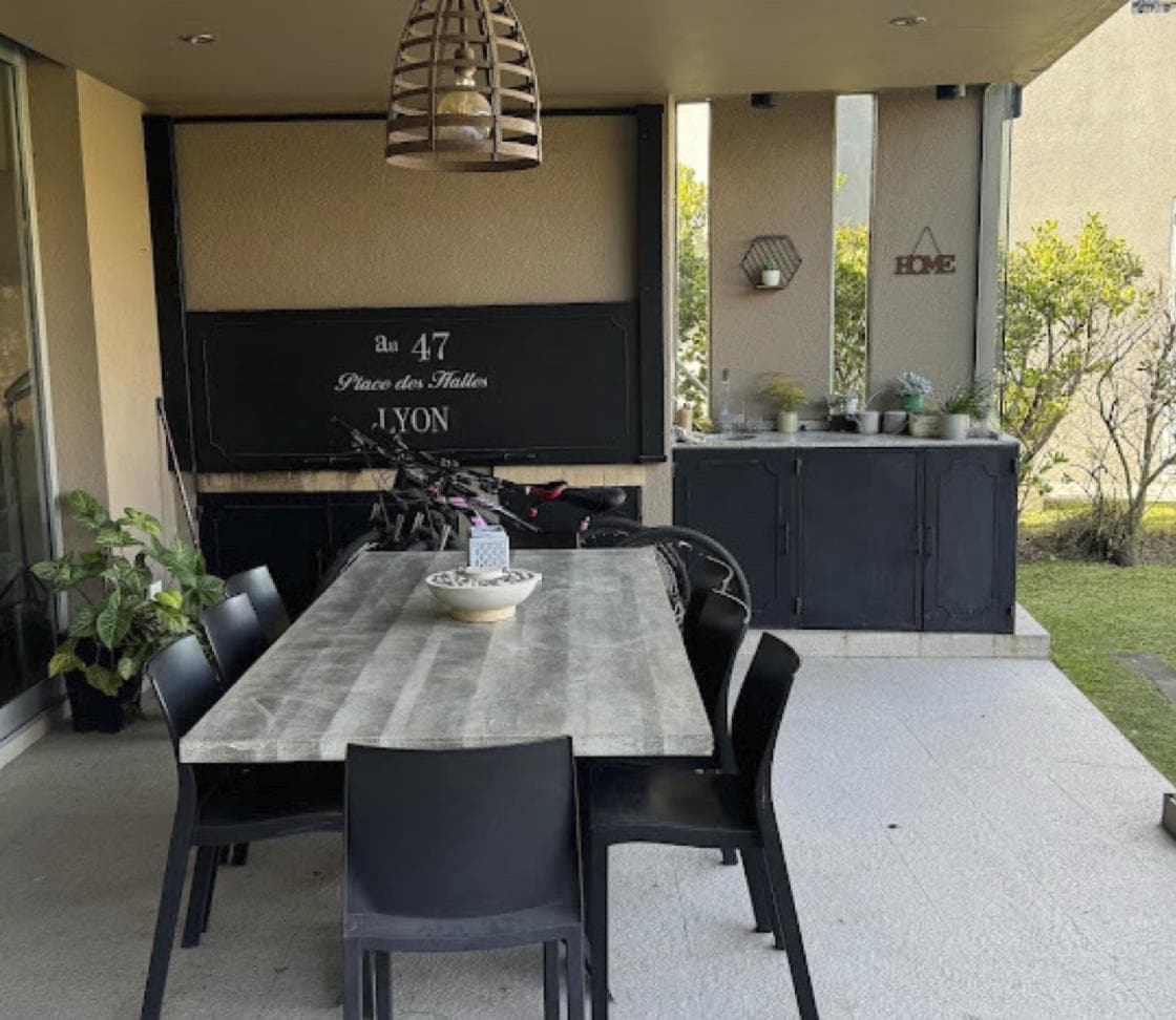 House in Alisos
