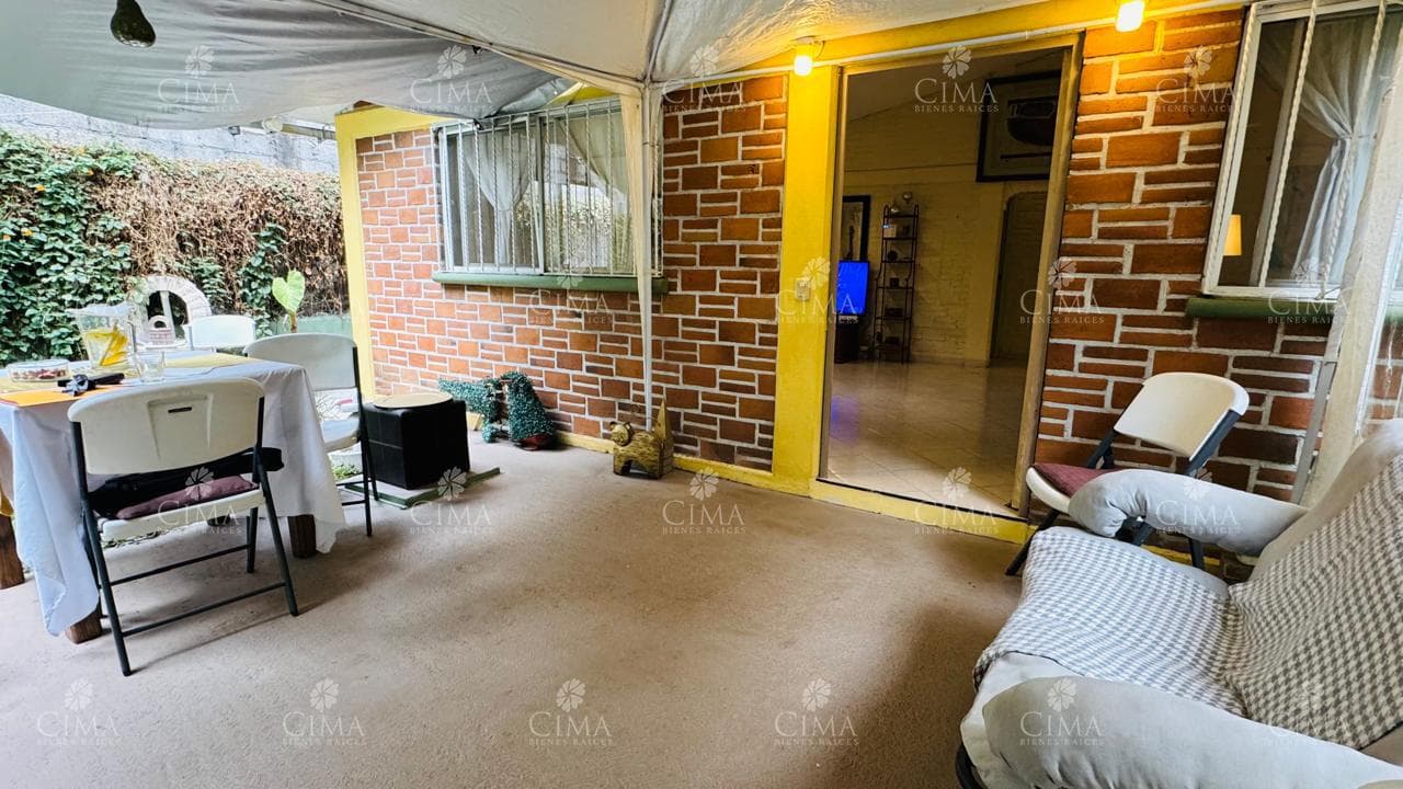 Venta casa en San José de la Montaña - V395