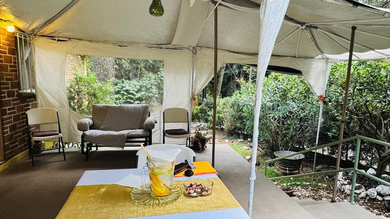 Venta casa en San José de la Montaña - V395