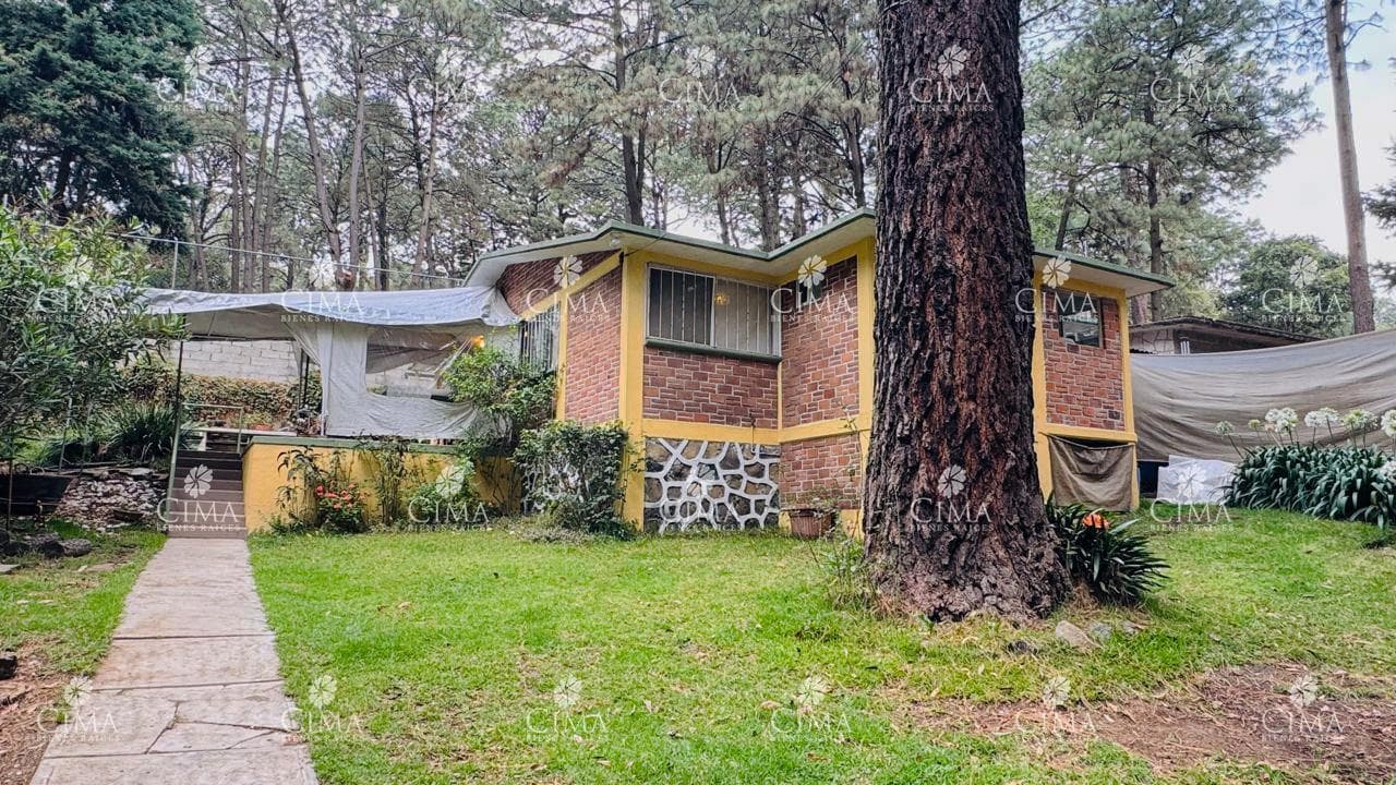 Venta casa en San José de la Montaña - V395