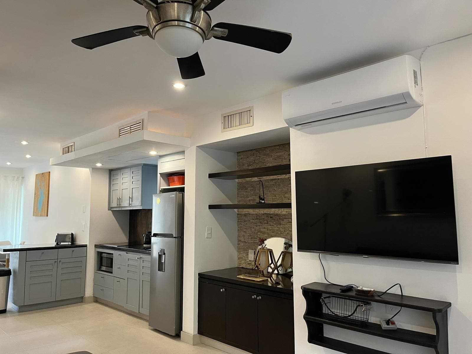 2-Bedroom Furnished Apartment for Rent | Near the Beach | Villas del Carmen Condominium