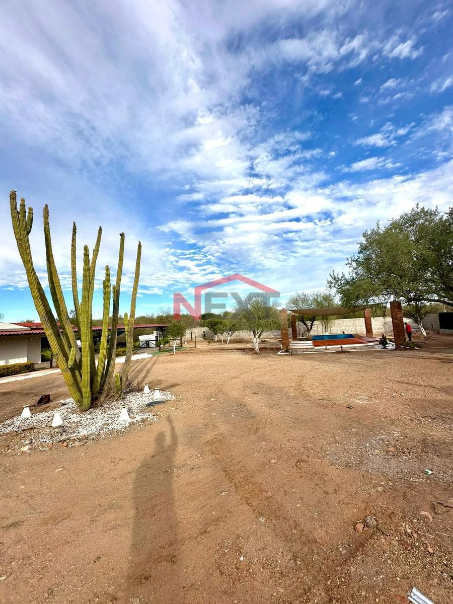 COUNTRY HOUSE FOR SALE IN REAL DEL ALAMITO