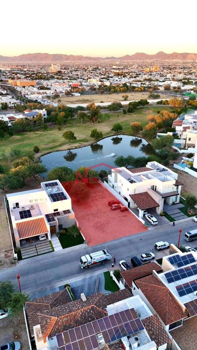 LAND FOR SALE IN THE LOS LAGOS RESIDENTIAL COMMUNITY