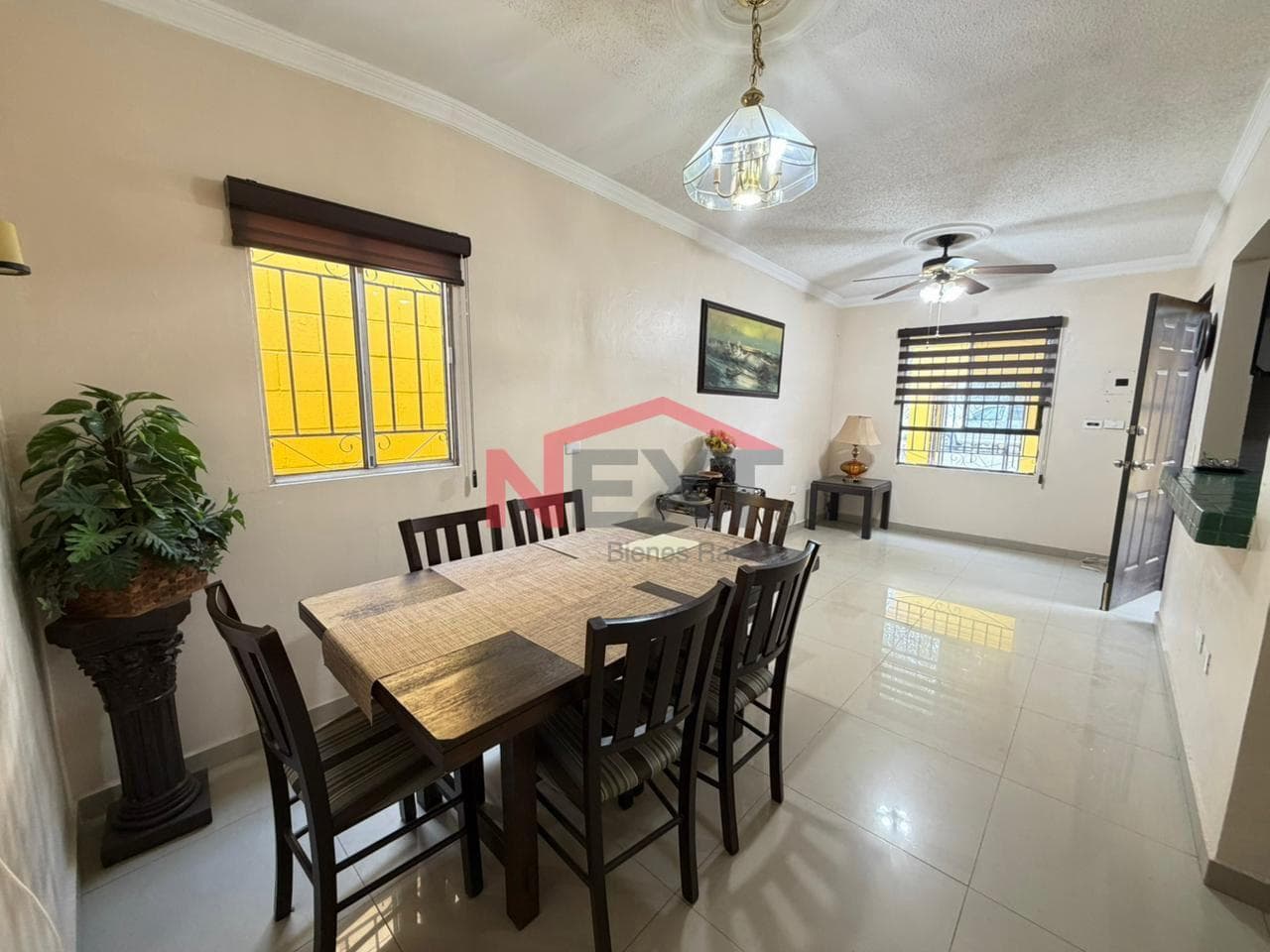 HOUSE FOR SALE IN VILLA DEL REAL