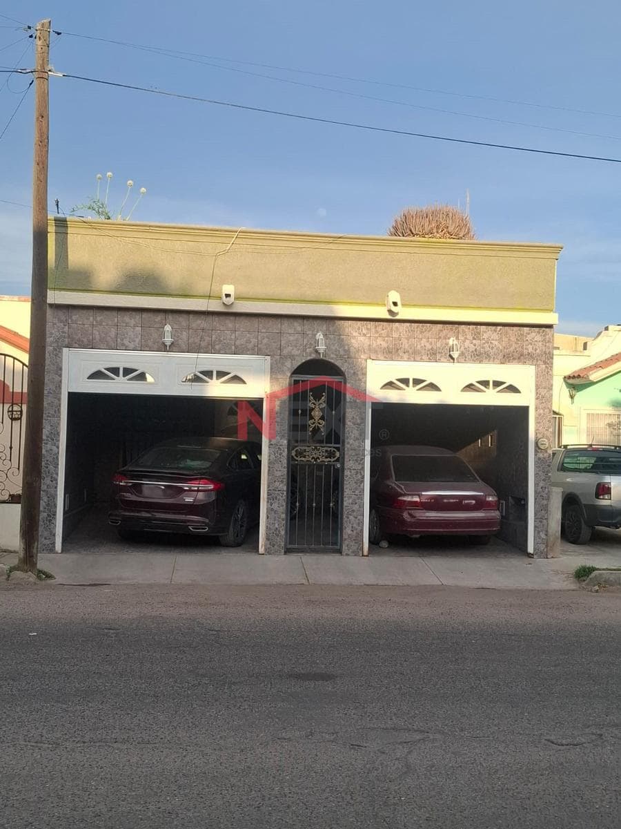 HOUSE FOR SALE IN VALLE DORADO