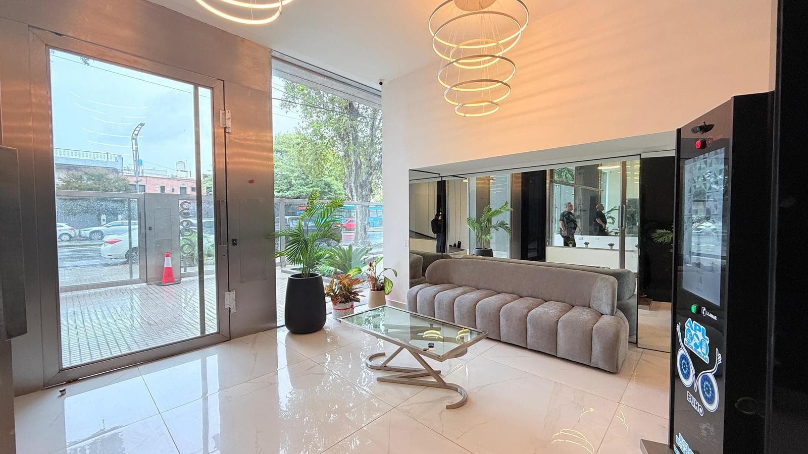 For Sale: Brand-New Two-Bedroom Apartment with Balcony and Amenities. Echesortu