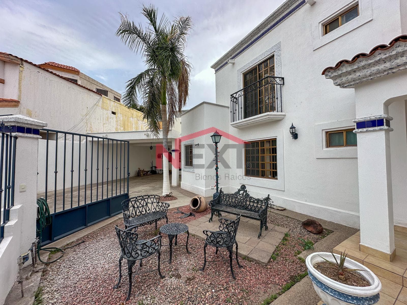 HOUSE FOR SALE IN THE RIO GRANDE RESIDENTIAL NEIGHBORHOOD