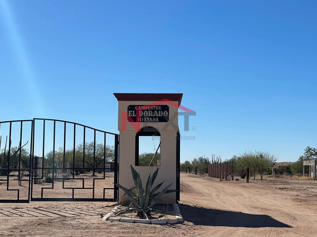 LAND FOR SALE IN THE "EL DORADO" SUBURB