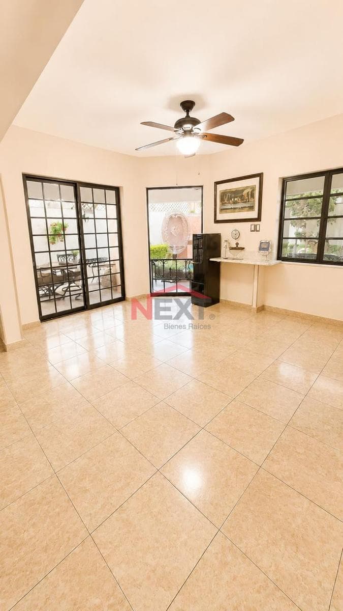 HOUSE FOR SALE IN LA PALOMA II