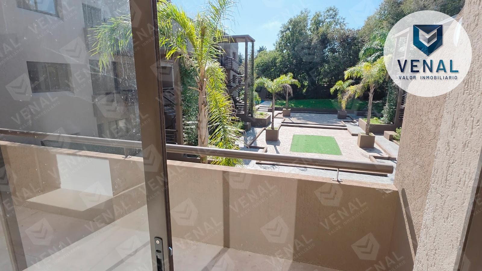For Sale: 50 m² 2-bedroom brand-new apartment with balcony, electricity, gas, pool, and grill; financing available with 60% down payment