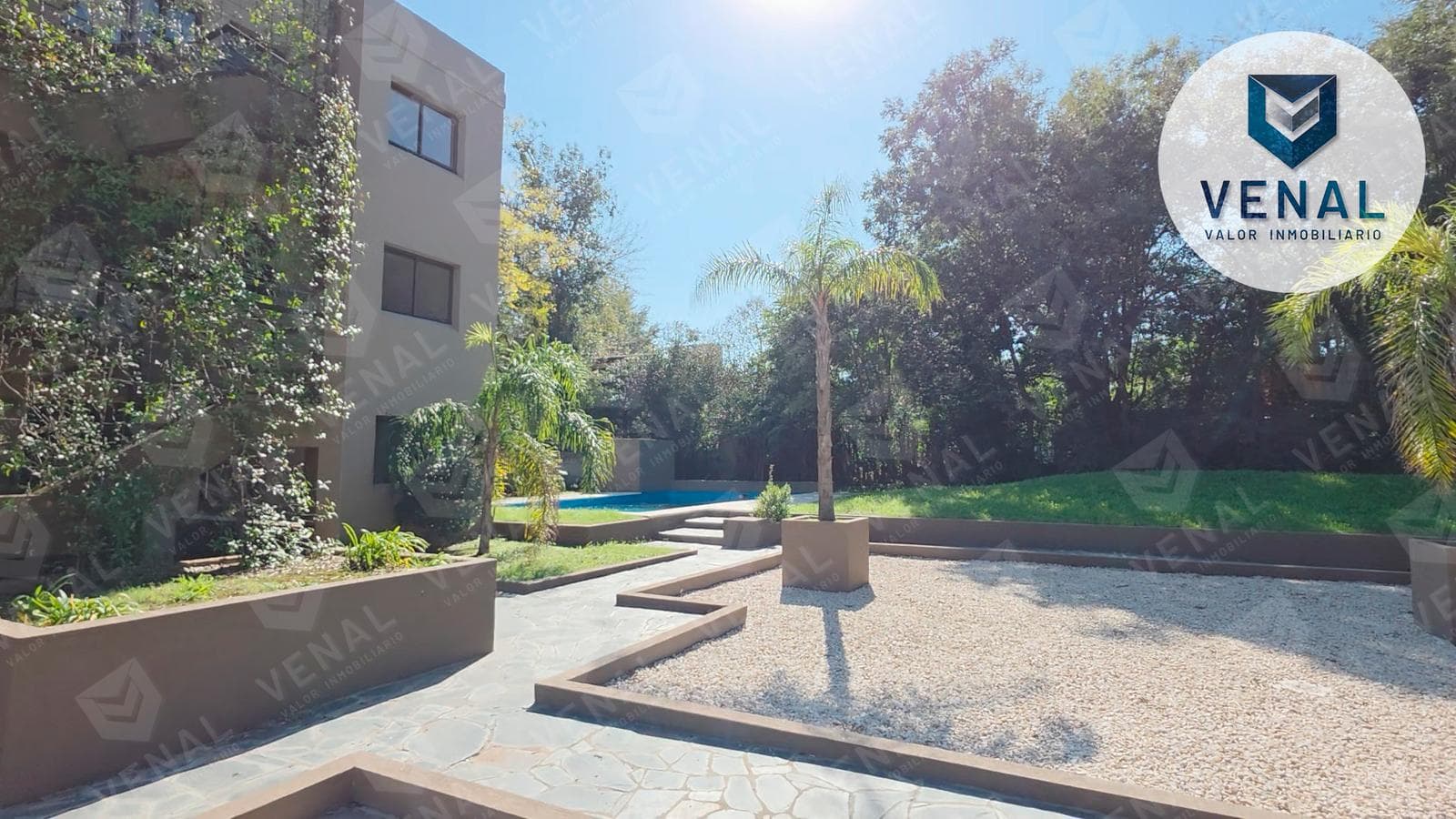For Sale: 50 m² 2-bedroom brand-new apartment with balcony, electricity, gas, pool, and grill; financing available with 60% down payment