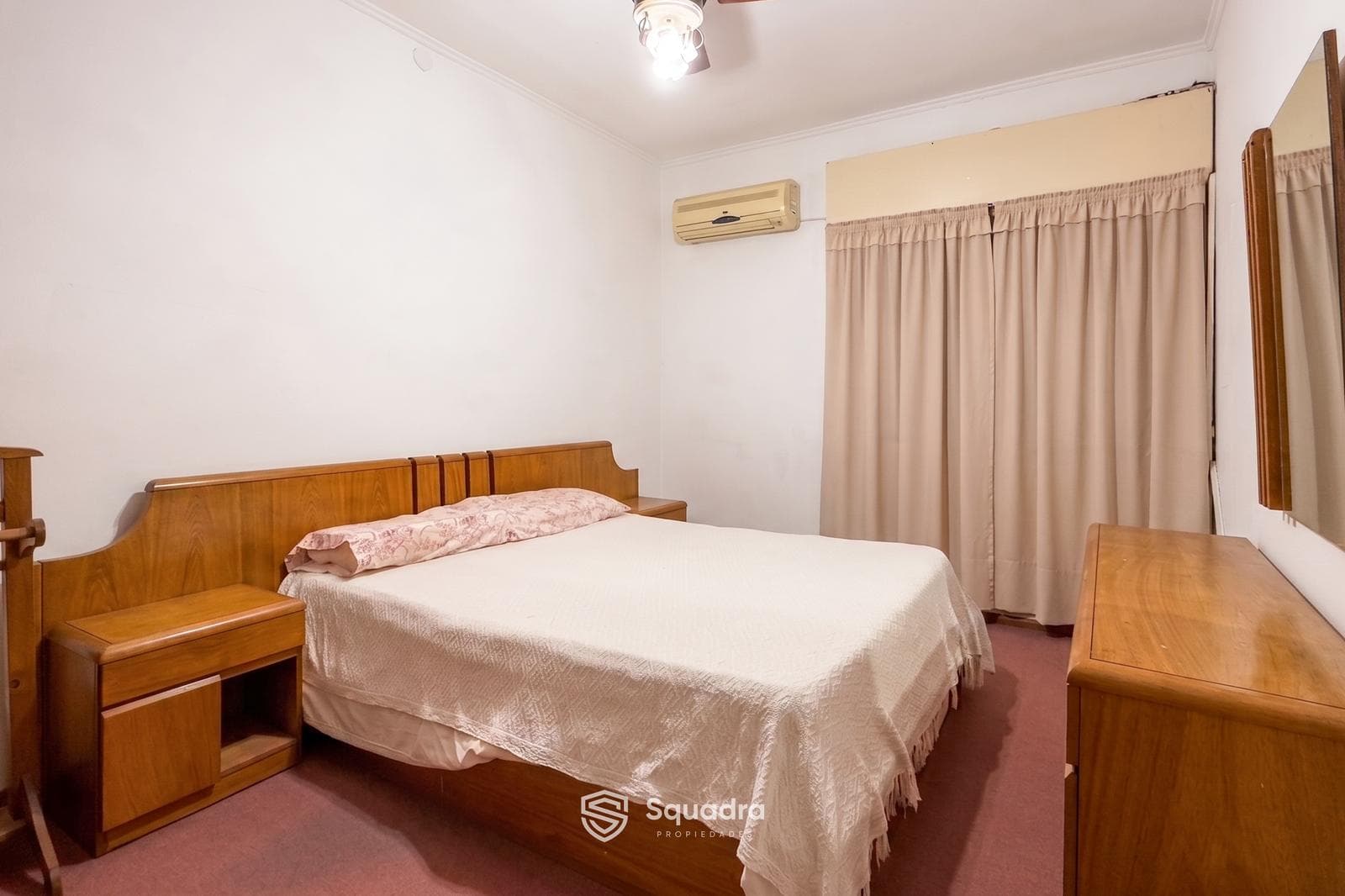 FOR SALE - Corridor-style house with a patio and barbecue - Belgrano neighborhood, Rosario.