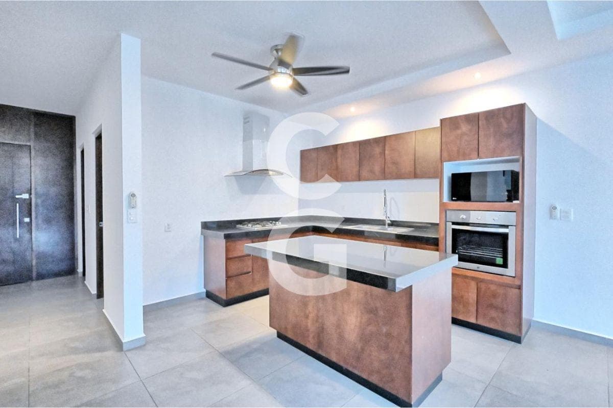 House for Sale in Cancún in the Aqua by Cumbres Residential Complex with a Terrace, Pool, and 3 Bedrooms