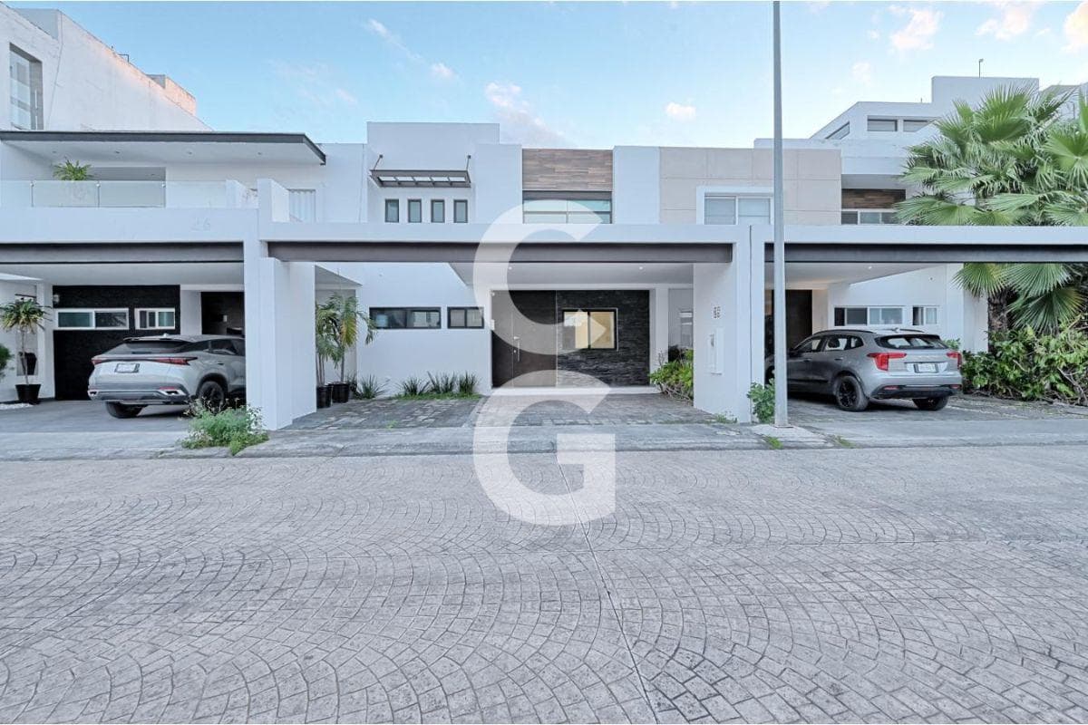 House for Sale in Cancún in the Aqua by Cumbres Residential Complex with a Terrace, Pool, and 3 Bedrooms