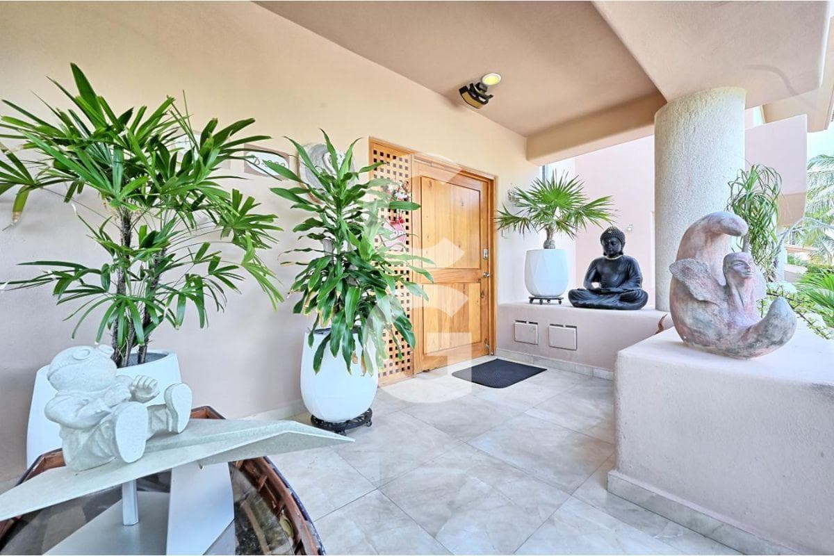 3-Bedroom Condo for Sale in Cancun in the Isla Dorada Residential Complex with a View of the Lagoon
