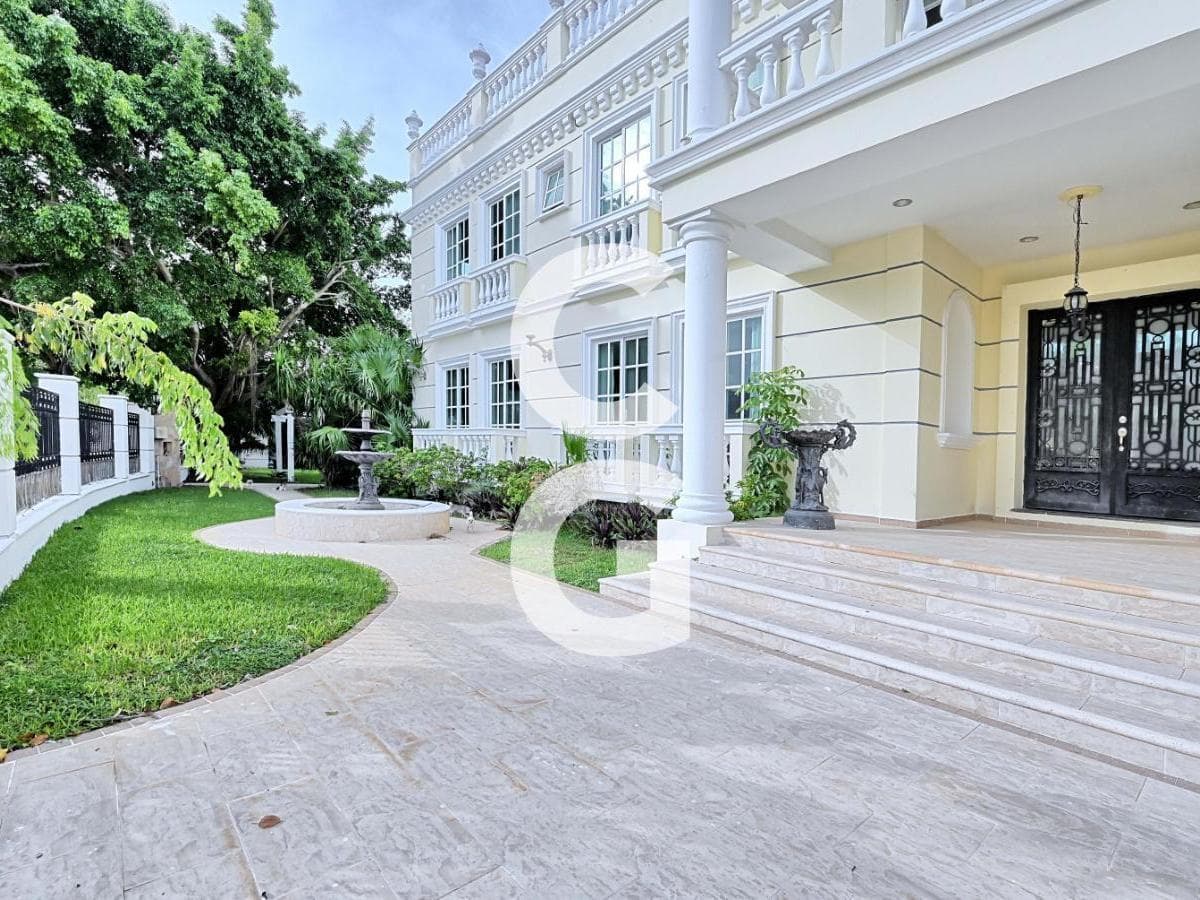 House for Sale in Cancun in the Lagos del Sol Residential Community with 5 Bedrooms