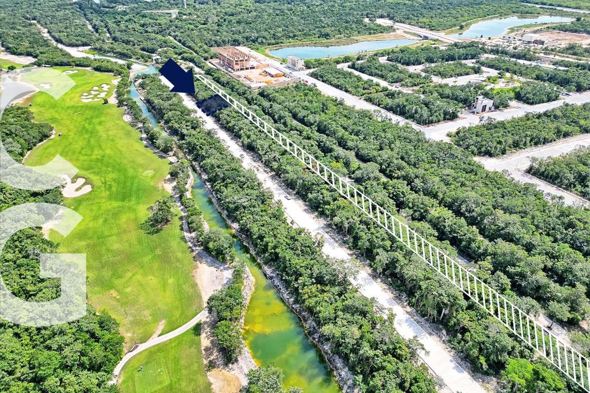 300 m² Lot for Sale in Cancún in the Residencial Country Club in Kateah