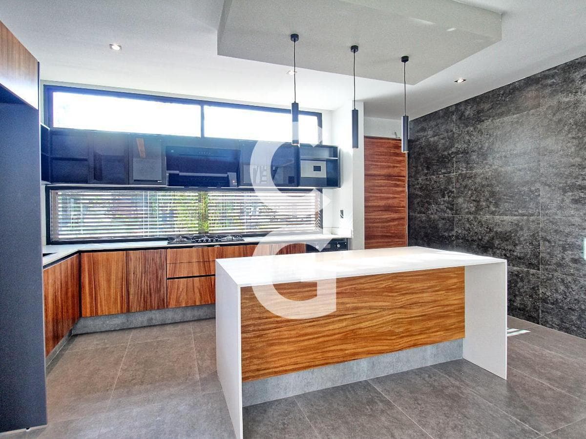 House for Sale in Cancun in the Lagos del Sol Residential Community with a Pool