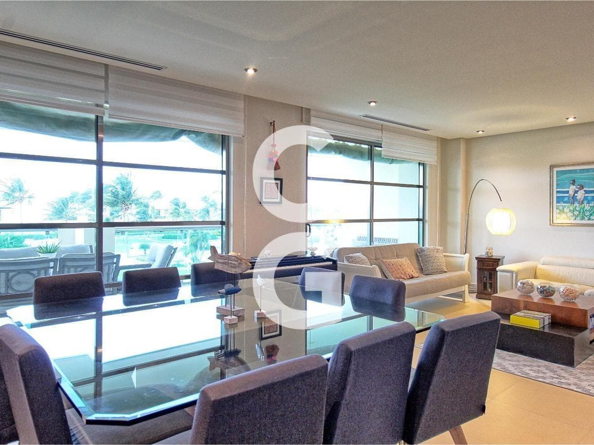 Apartment for Sale in Cancún in Novo Puerto Cancún with an Ocean View