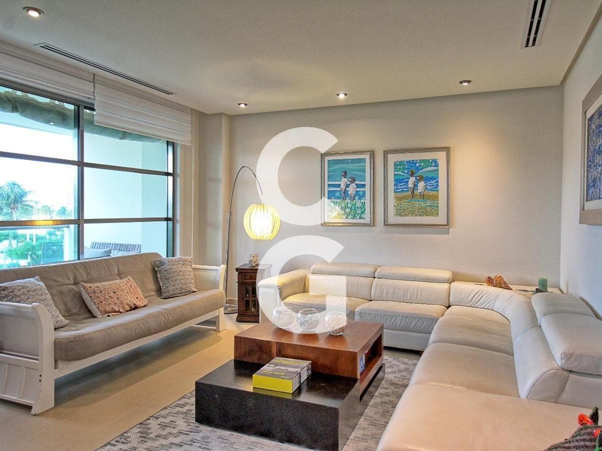 Apartment for Sale in Cancún in Novo Puerto Cancún with an Ocean View