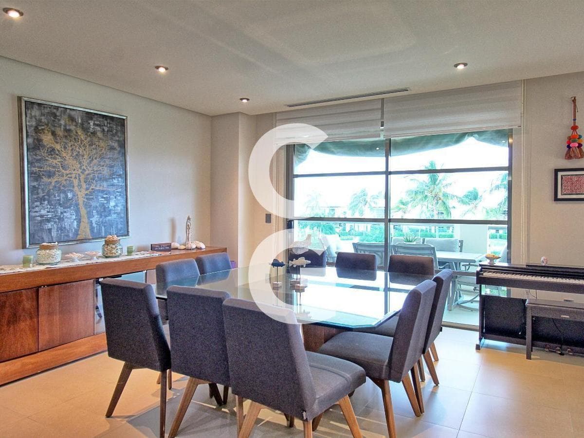 Apartment for Sale in Cancún in Novo Puerto Cancún with an Ocean View