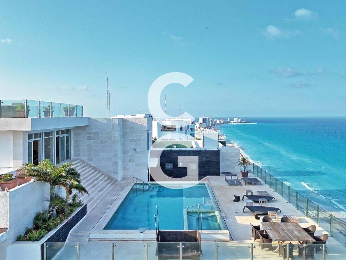 3-Level Condominium for Sale in Cancún at Emerald Residencial