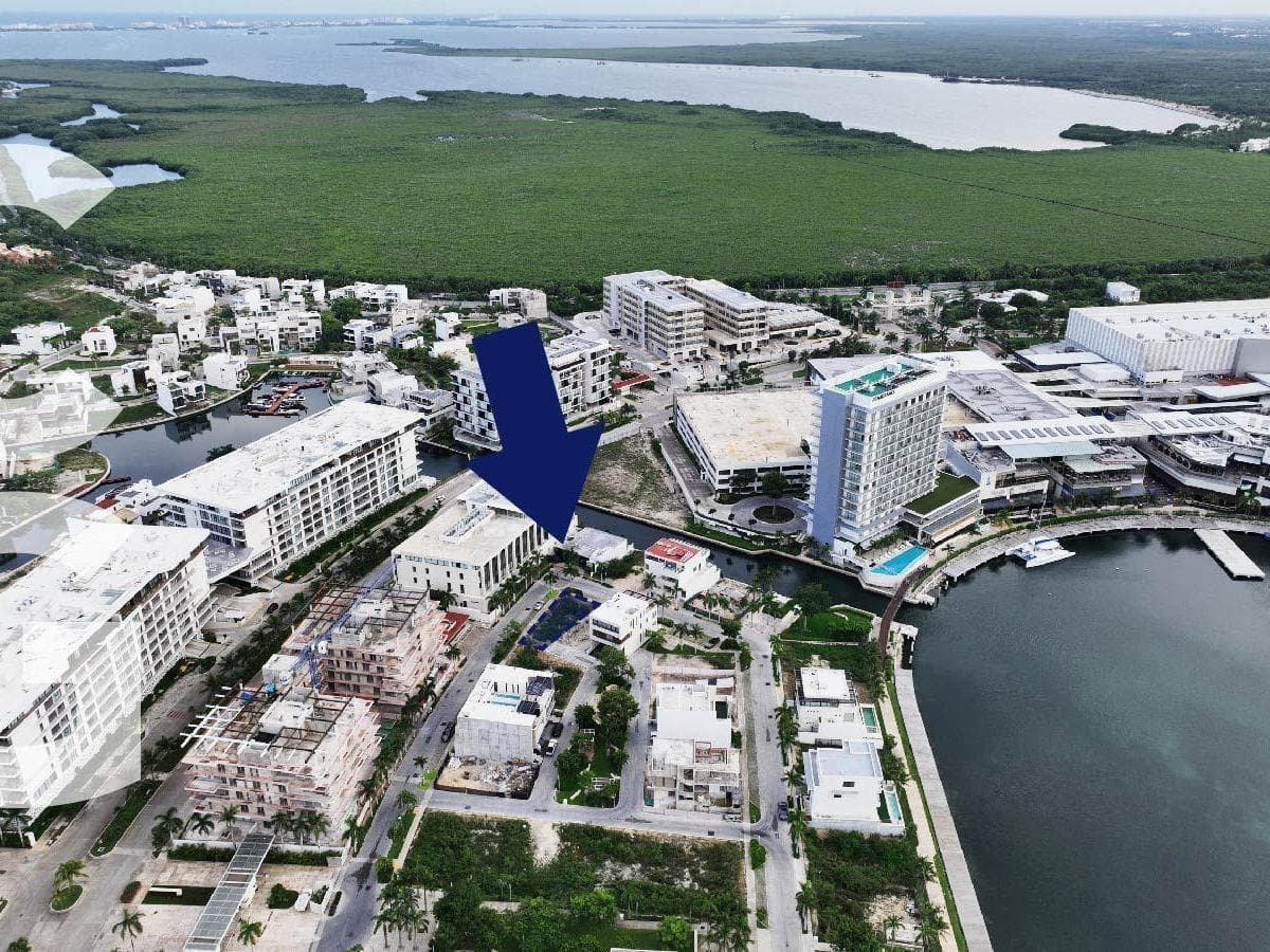 Land for Sale in Cancún in La Marina, in the Puerto Cancún Residential Community