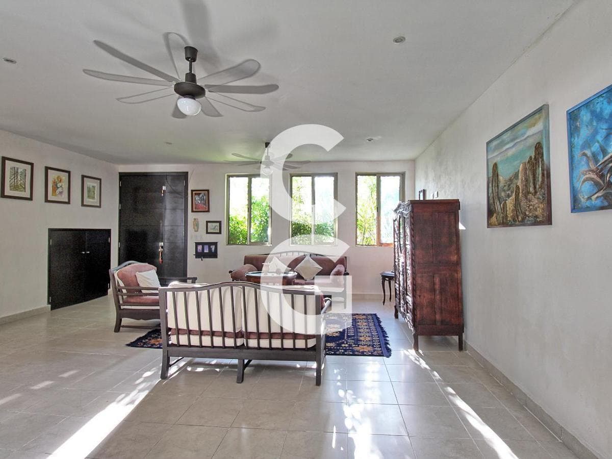 4-Bedroom House for Sale in Cancún in the Lagos del Sol Residential Complex