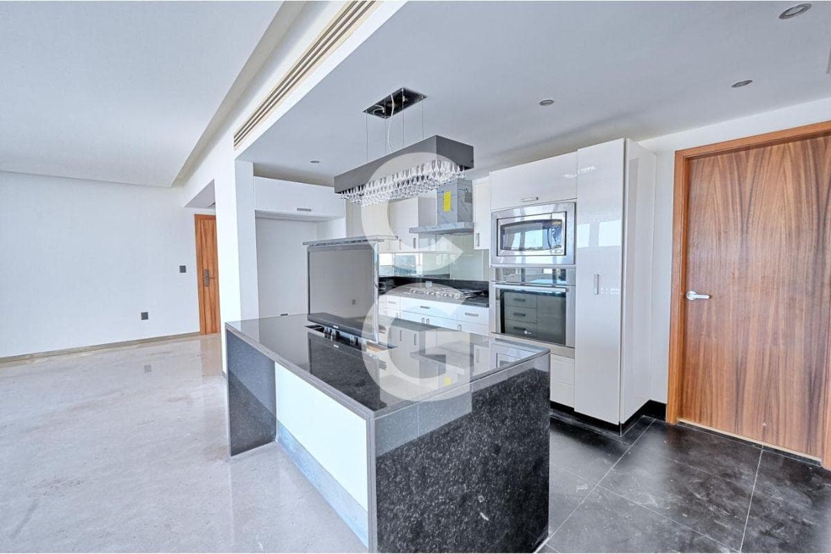 Apartment for Sale in Cancún in Serena, in the Cumbres Residential Complex, with a Rooftop and Terrace
