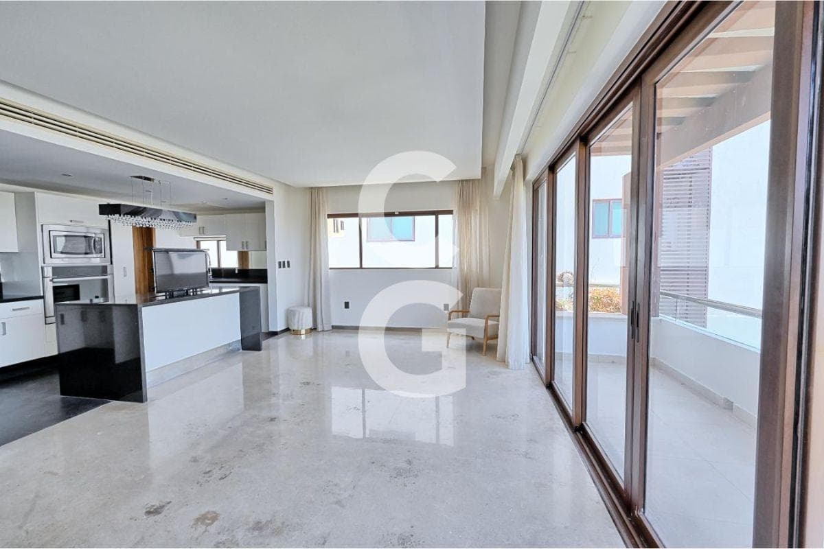 Apartment for Sale in Cancún in Serena, in the Cumbres Residential Complex, with a Rooftop and Terrace