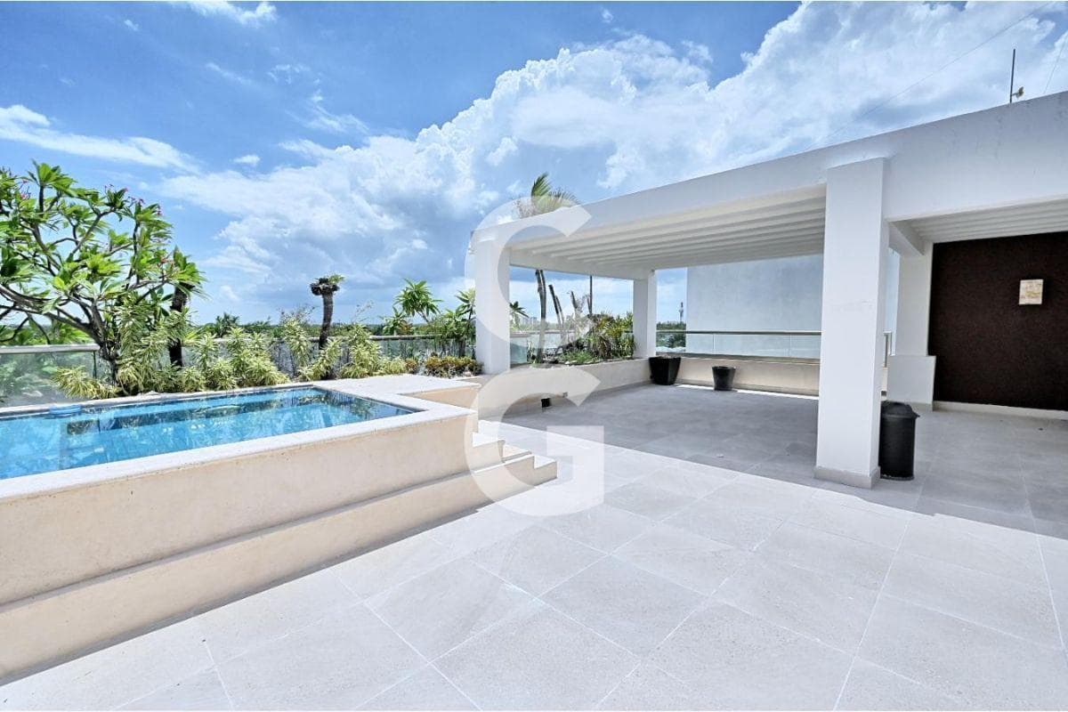 Apartment for Sale in Cancún in Serena, in the Cumbres Residential Complex, with a Rooftop and Terrace