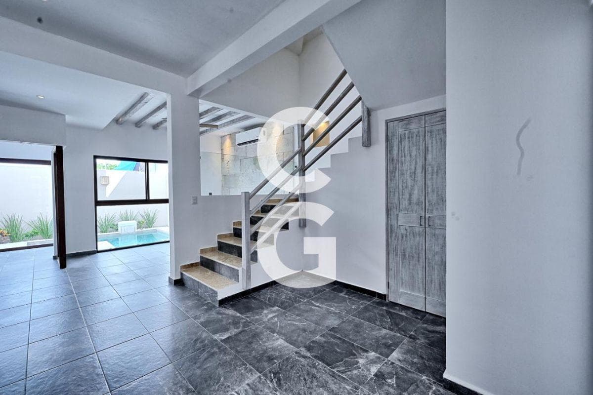 House for Sale in Cancun in the Residencial Rio Development with a Pool and Terrace