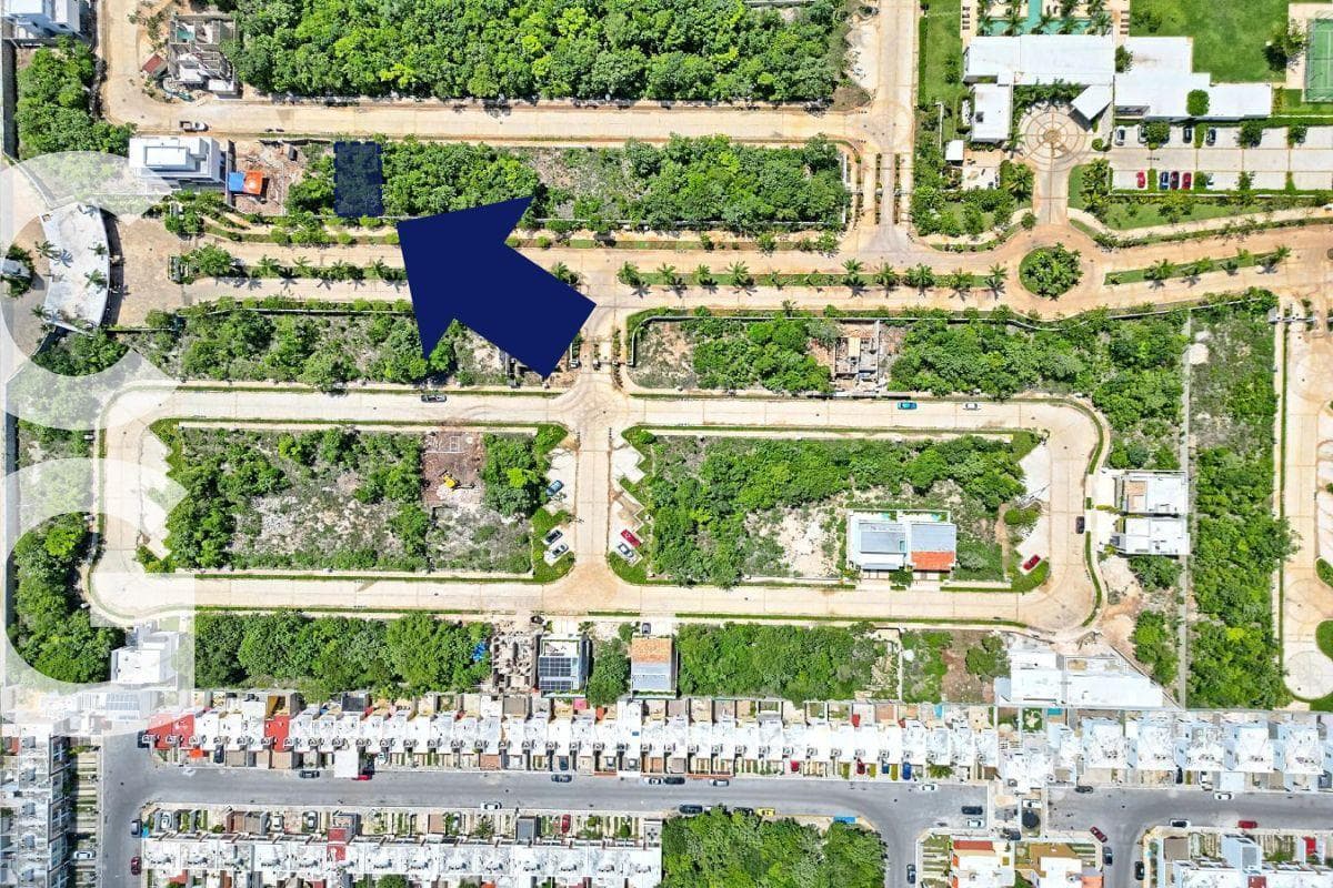 Lot for Sale in Cancun in the Losantos Residential Community with Excellent Amenities
