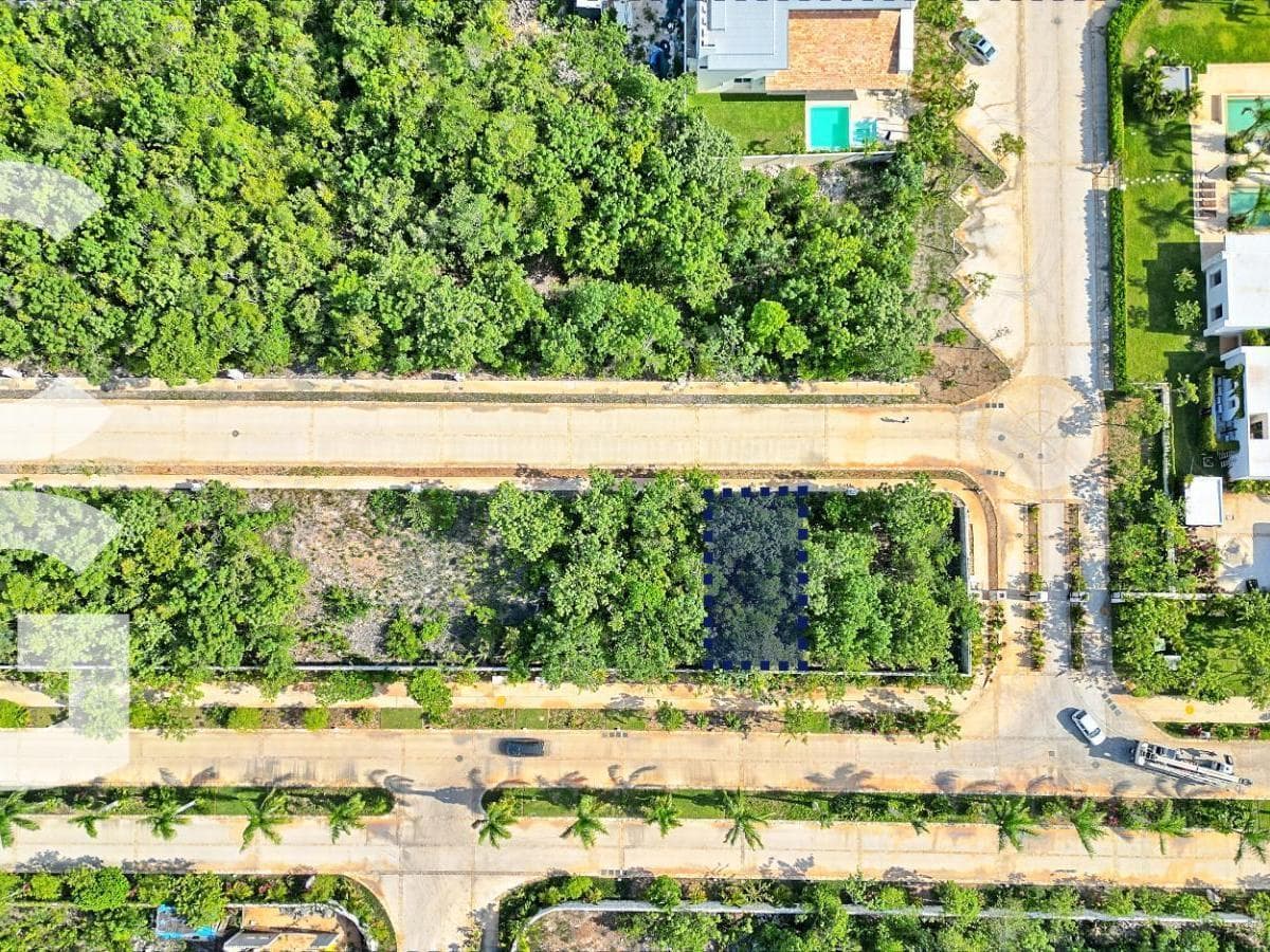Lot for Sale in Cancun in the Losantos Residential Community with an Excellent Location