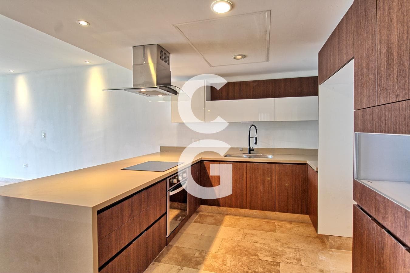 Apartment for Sale and Rent in Cancún in the Paramero Residential Complex with a Covered Terrace