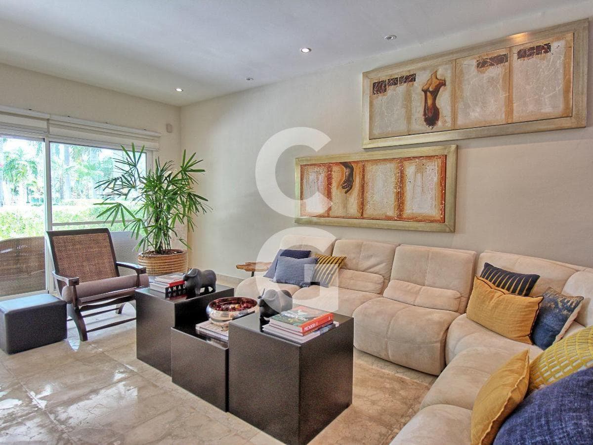 3-Bedroom House for Rent in Cancún in the Isla Dorada Residential Complex