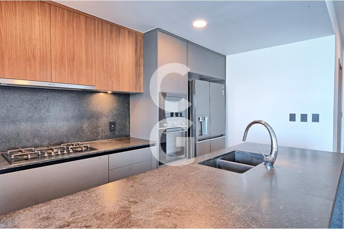 Apartment for Rent in Cancún at Shark Tower, Puerto Cancún, Across from the Canal
