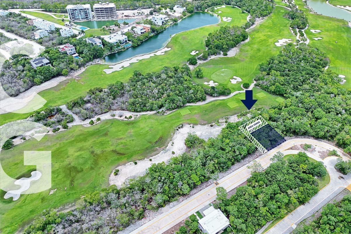 Land for Sale in Cancún at a Country Club Across from the Golf Course
