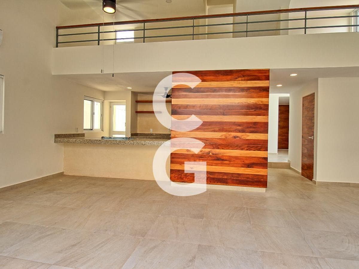 House for Sale in Cancun in the Residencial Rio Neighborhood with a Large Garden and Pool
