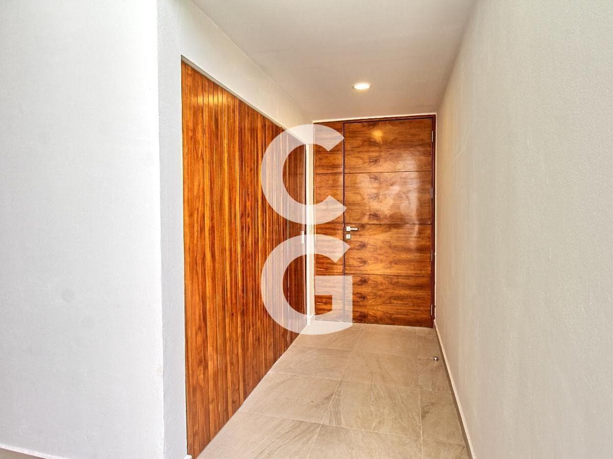 House for Sale in Cancun in the Residencial Rio Neighborhood with a Large Garden and Pool