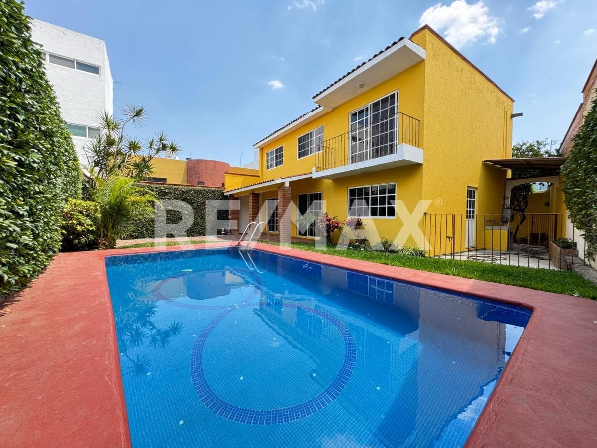 House for Sale in Morelos, Jardines de Ahuatlán, Cuernavaca