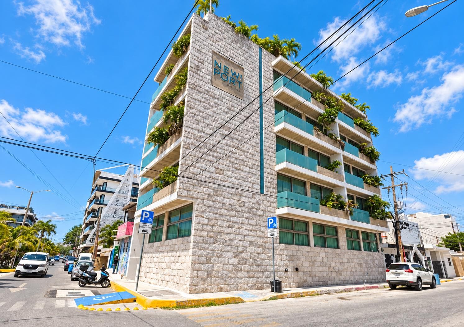 1-Bedroom Furnished Apartment Just Steps from Av. 10 — Playa del Carmen, Move-In Ready